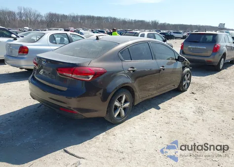 2018 Kia Forte Lx из США, поврежденный, VIN 3KPFL4A75JE177561